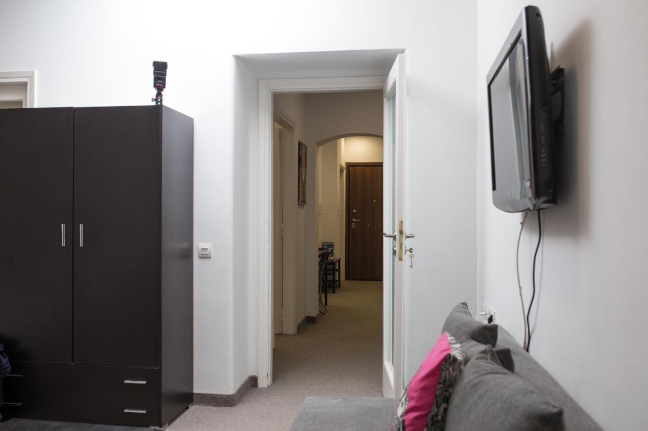 Dimitras Apartment Athens Exterior photo